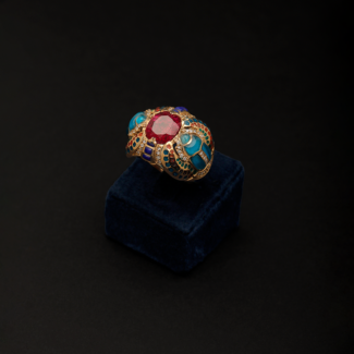 King's ring with ruby diamonds lapes